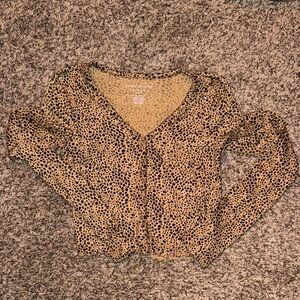 Stretchy Cheetah Print Shirt